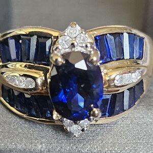 Deep Color CR Blue Sapphires & Diamonds Ring 10kt Yellow Gold